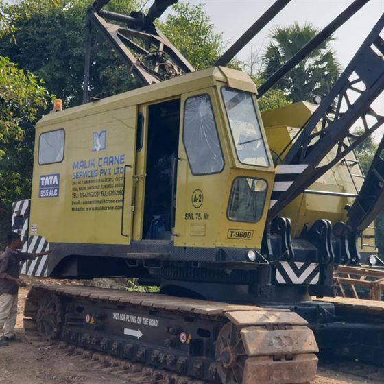 TATA 955 ALC crawler crane, 75 tonne safe working load, in Malik Crane Services livery